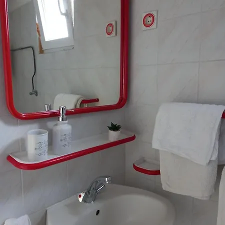 Biancaneve ستومورسكا